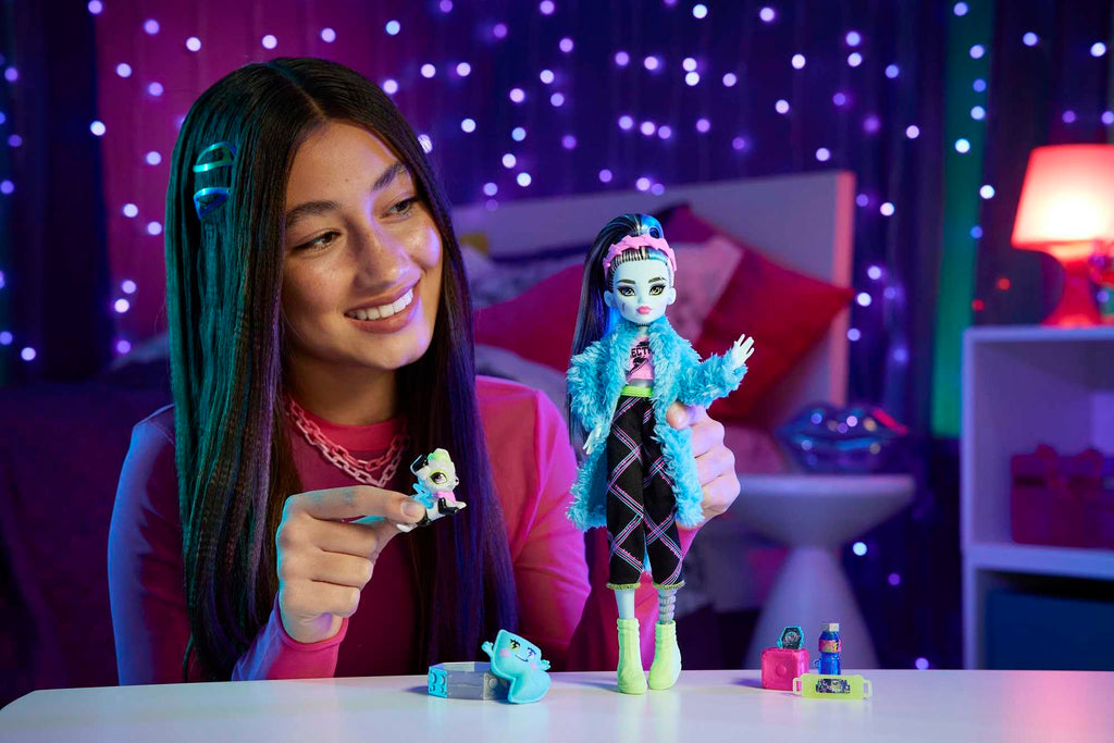 Monster High Creepover Party Doll X53951