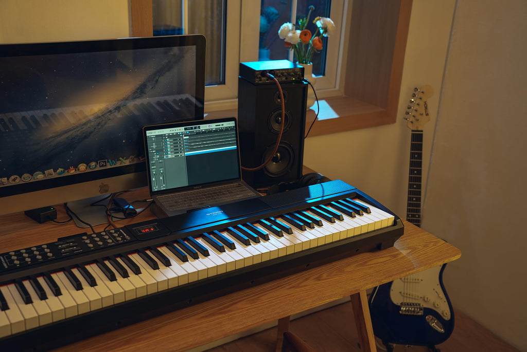 88 Keys Weighted Hammer-Action Digital Piano with Sustain Pedal R5089